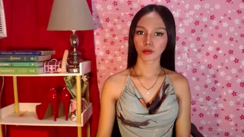 Snapshot of yourfavoratericcie chatting on 3, 11, 2025 RICCIE MAE online show from 3, 11, 2025