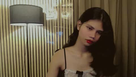 Snapshot of yourfavoratevivian chatting on 3, 11, 2025 Vivian online show from 3, 11, 2025