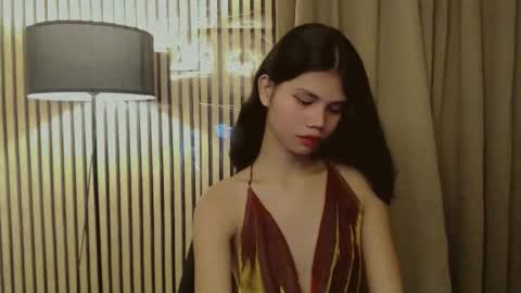 Snapshot of yourfavoratevivian chatting on 5, 11, 2025 Vivian online show from 5, 11, 2025