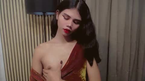 Snapshot of yourfavoratevivian chatting on 18, 11, 2025 Vivian online show from 18, 11, 2025