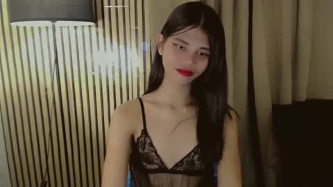 Snapshot of yourfavoratevivian chatting on 27, 11, 2025 Vivian online show from 27, 11, 2025