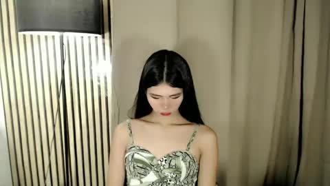 Snapshot of yourfavoratevivian chatting on 15, 12, 2025 Vivian online show from 15, 12, 2025