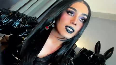 Snapshot of yourfiercemistress chatting on 21, 4, 2026 not into STINGY and CHEAP people online show from 21, 4, 2026