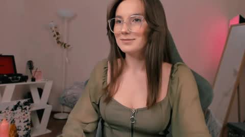 Snapshot of yourfrenchteacher chatting on 5, 2, 2025 Chloe online show from 5, 2, 2025