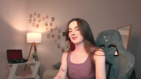 Snapshot of yourfrenchteacher chatting on 10, 9, 2025 Chloe online show from 10, 9, 2025