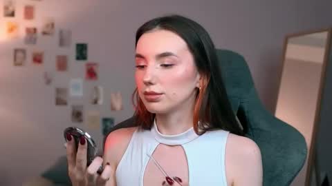 Snapshot of yourfrenchteacher chatting on 20, 9, 2025 Chloe online show from 20, 9, 2025