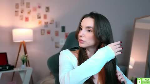 Snapshot of yourfrenchteacher chatting on 24, 9, 2025 Chloe online show from 24, 9, 2025