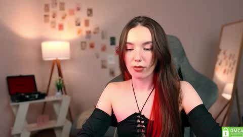 Snapshot of yourfrenchteacher chatting on 10, 10, 2025 Chloe online show from 10, 10, 2025