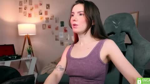 Snapshot of yourfrenchteacher chatting on 22, 10, 2025 Chloe online show from 22, 10, 2025