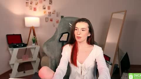 Snapshot of yourfrenchteacher chatting on 20, 11, 2025 Chloe online show from 20, 11, 2025