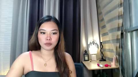 Snapshot of yourgirlalthea chatting on 2, 11, 2025 HI ITS ME ALTHEA online show from 2, 11, 2025