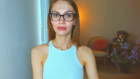 Snapshot of yourladysunshine chatting on 16, 5, 2026 Ksyusha online show from 16, 5, 2026