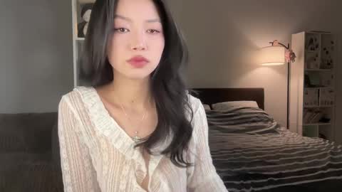 yourlittlesunrise_ online show from 5, 4, 2026