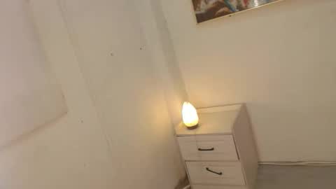 Snapshot of yourlovelynaja chatting on 10, 9, 2025 nikka online show from 10, 9, 2025