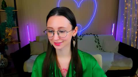 Snapshot of yourlovelystoryy chatting on 4, 2, 2026 Vetta online show from 4, 2, 2026