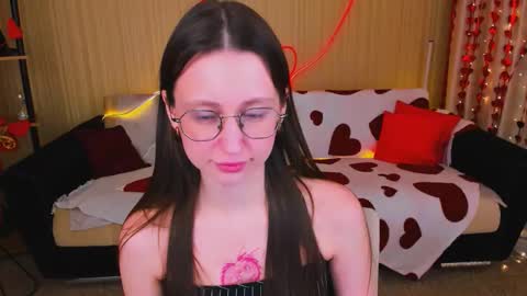 Snapshot of yourlovelystoryy chatting on 25, 2, 2026 Vetta online show from 25, 2, 2026