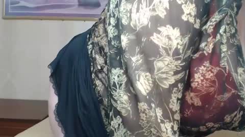 lANA online show from 14, 10, 2025