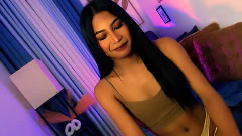 yourprettybella_ts online show from 23, 3, 2026