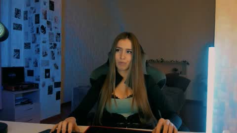 Eva online show from 12, 11, 2025