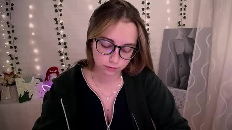 Happy online show from 22, 10, 2025