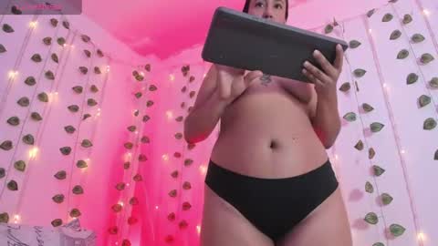 Snapshot of yoursecrethobby_ chatting on 16, 7, 2026 Emily online show from 16, 7, 2026
