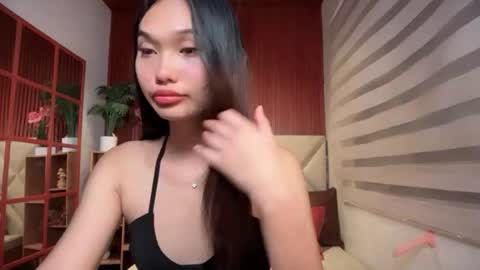 yoursluttyashxx online show from 28, 6, 2026