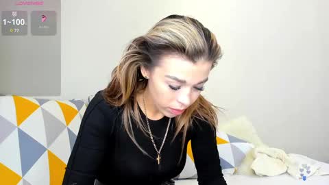 Snapshot of yoursoul_mila chatting on 8, 2, 2025 yoursoul_mila online show from 8, 2, 2025