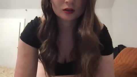 YoursTrulyBella online show from 17, 3, 2026