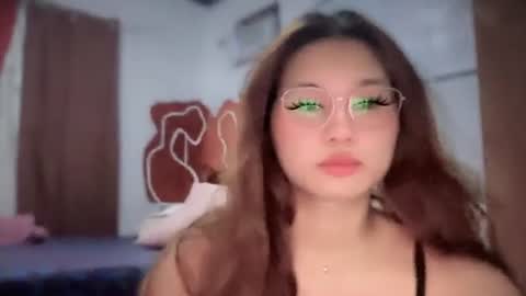 Snapshot of yoursweetgirl_zia chatting on 1, 5, 2026 yoursweetgirl_zia online show from 1, 5, 2026