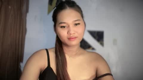 Snapshot of yoursweetgirl_zia chatting on 16, 5, 2026 yoursweetgirl_zia online show from 16, 5, 2026