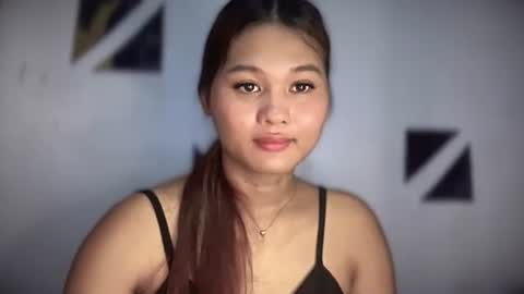Snapshot of yoursweetgirl_zia chatting on 24, 5, 2026 yoursweetgirl_zia online show from 24, 5, 2026