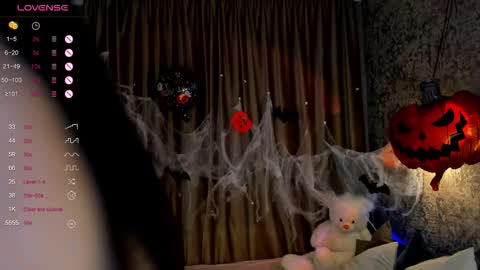 Snapshot of yoursweetsoul chatting on 22, 10, 2025 Bella online show from 22, 10, 2025