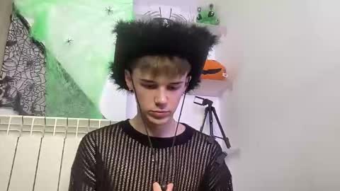 yoursweetyguy online show from 29, 10, 2025