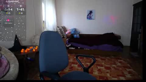 Snapshot of yourswetiegirl chatting on 18, 10, 2025 Sofia online show from 18, 10, 2025