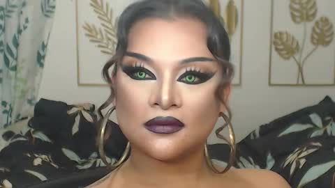 Snapshot of yourtrannyqueenxxx chatting on 22, 10, 2025 Anastacia Grey online show from 22, 10, 2025