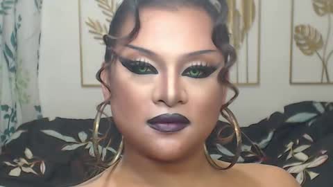 Snapshot of yourtrannyqueenxxx chatting on 3, 11, 2025 Anastacia Grey online show from 3, 11, 2025