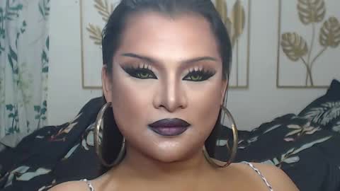 Snapshot of yourtrannyqueenxxx chatting on 17, 11, 2025 Anastacia Grey online show from 17, 11, 2025