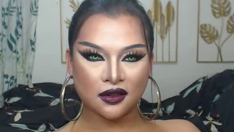 Snapshot of yourtrannyqueenxxx chatting on 26, 11, 2025 Anastacia Grey online show from 26, 11, 2025