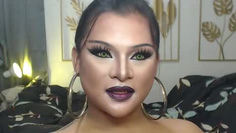 Snapshot of yourtrannyqueenxxx chatting on 26, 11, 2025 Anastacia Grey online show from 26, 11, 2025