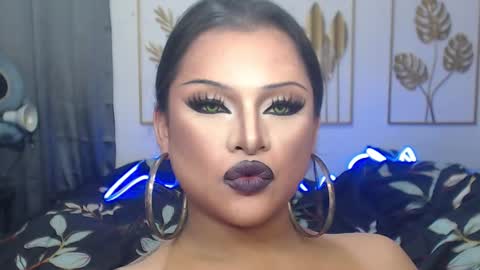 Snapshot of yourtrannyqueenxxx chatting on 28, 11, 2025 Anastacia Grey online show from 28, 11, 2025