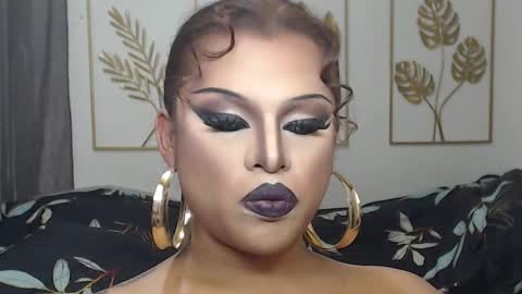 Snapshot of yourtrannyqueenxxx chatting on 15, 3, 2026 Anastacia Grey online show from 15, 3, 2026