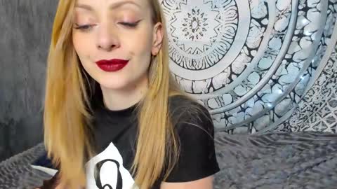 YourVenus00 -Follow my OF online show from 1, 3, 2026