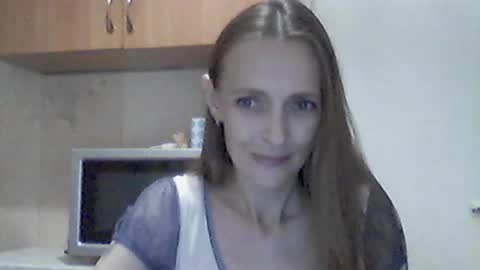 Snapshot of youur_light chatting on 4, 7, 2026 Youur light online show from 4, 7, 2026