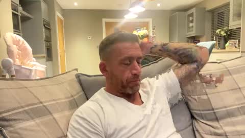 Snapshot of youwantus69 chatting on 4, 12, 2024 You want us 69 online show from 4, 12, 2024