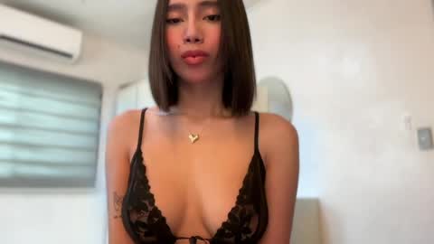 Snapshot of yowginethegreat chatting on 25, 4, 2026 YowgineTheGreat online show from 25, 4, 2026