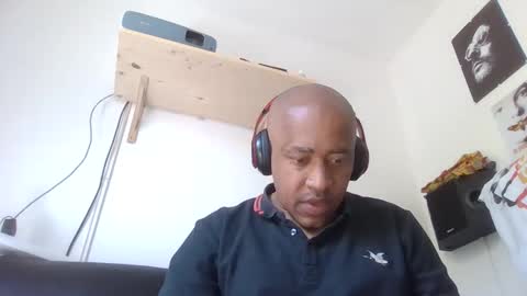 Snapshot of yoyo972 chatting on 30, 4, 2026 yoyo972 online show from 30, 4, 2026
