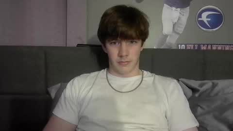 Snapshot of yp05 chatting on 3, 11, 2025 YoungPhysique05 online show from 3, 11, 2025