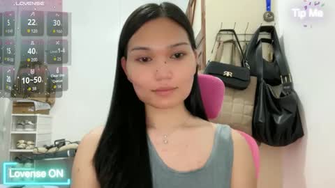 Snapshot of yrdrmgrl_jennie26 chatting on 22, 4, 2026 yrdrmgrl_jennie26 online show from 22, 4, 2026