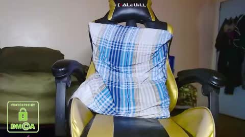 Snapshot of yukikawaiii chatting on 17, 1, 2025 yukikawaiii online show from 17, 1, 2025