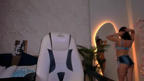 Snapshot of yukiluna1 chatting on 10, 6, 2026 Yuki online show from 10, 6, 2026